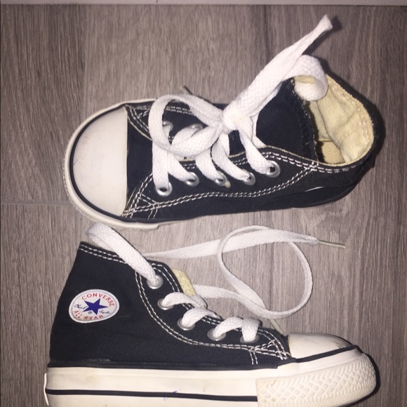 Chuck Taylor All Star - Picture 1 of 3